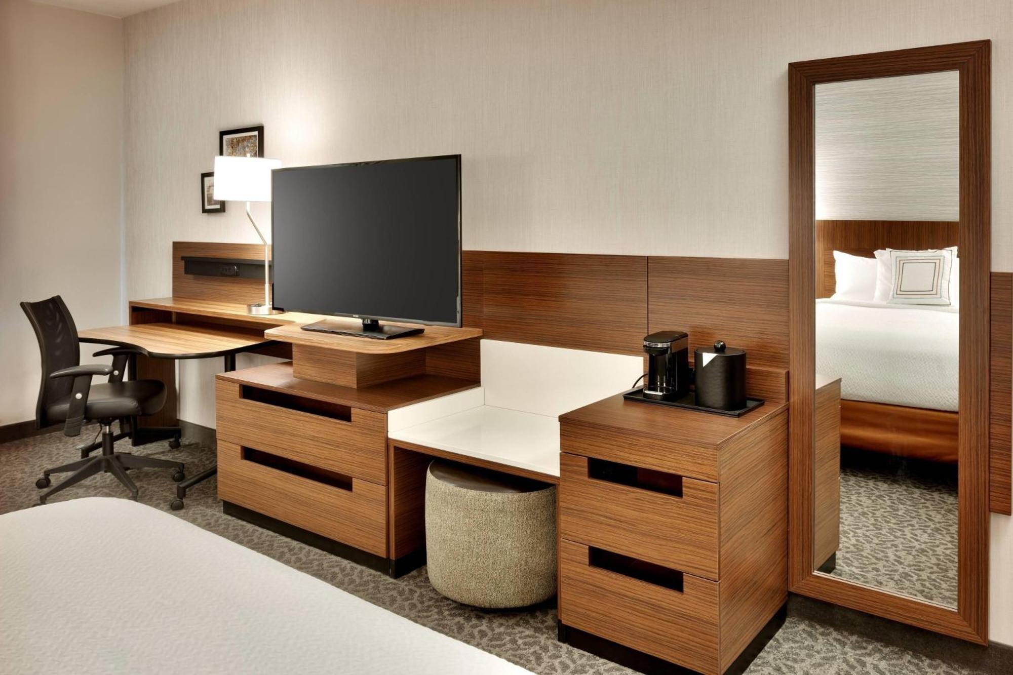 Fairfield Inn & Suites By Marriott Springfield North Екстер'єр фото