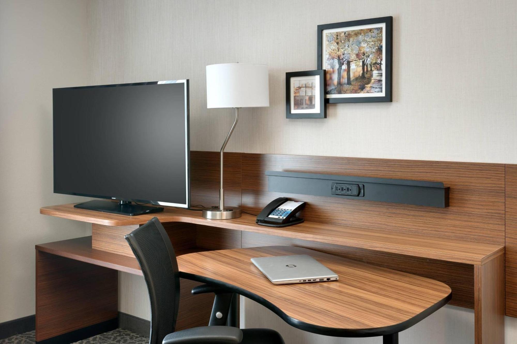 Fairfield Inn & Suites By Marriott Springfield North Екстер'єр фото