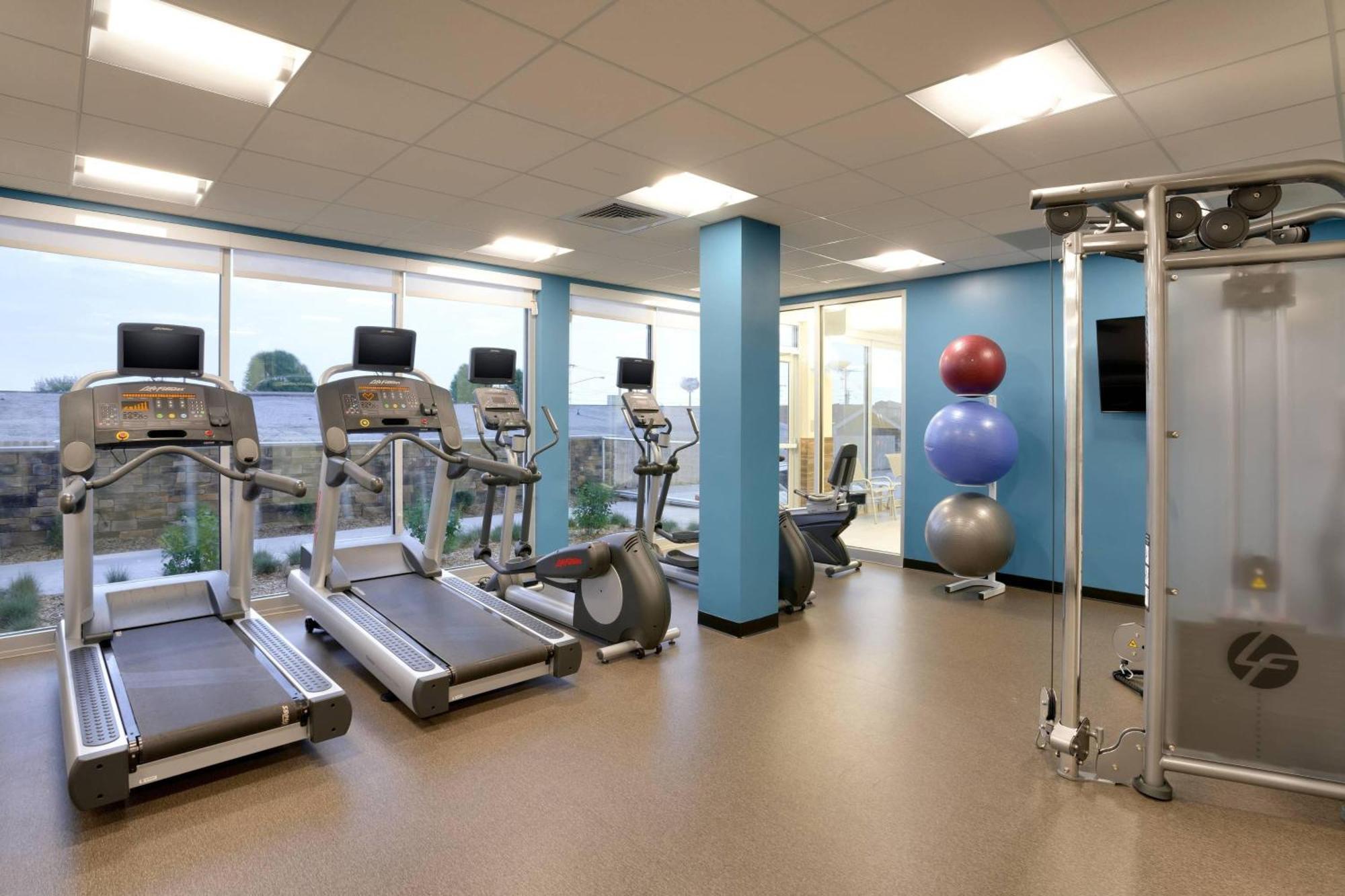 Fairfield Inn & Suites By Marriott Springfield North Екстер'єр фото